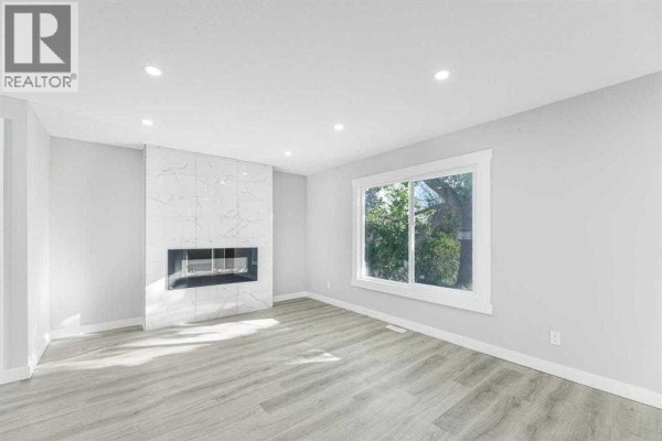 Bedroom - 3239 Dovercliffe Road Se, Calgary, AB T2B1W1 Photo 3