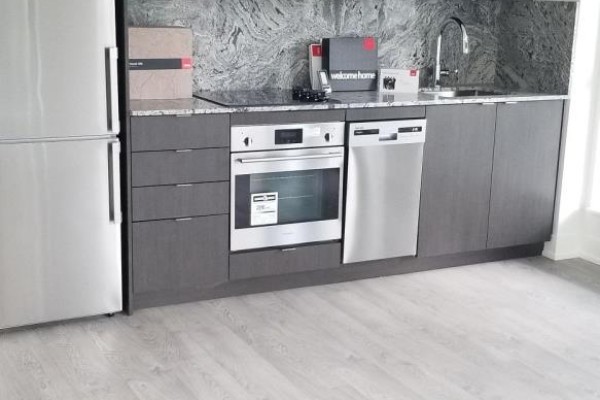 Living room - 324 - 9 Mabelle Avenue, Toronto, ON M9A0E1 Photo 4