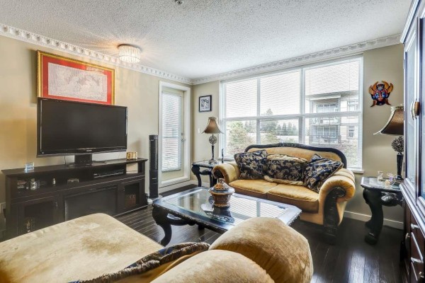 324 10707 139 Street, Surrey, BC, photo 2
