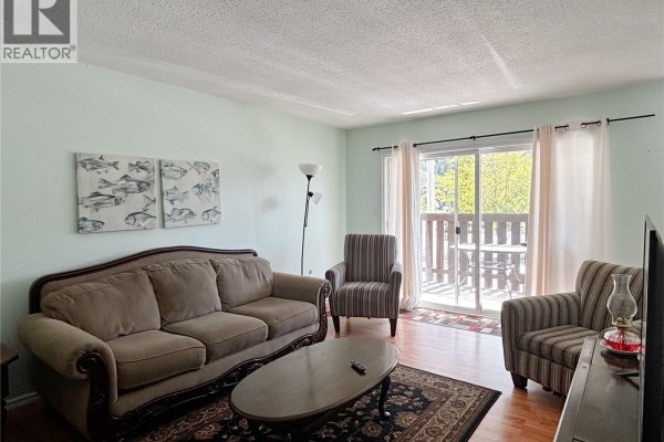 Living room - 324 Alpine View Rd, Tahsis, BC V0P1X0 Photo 4
