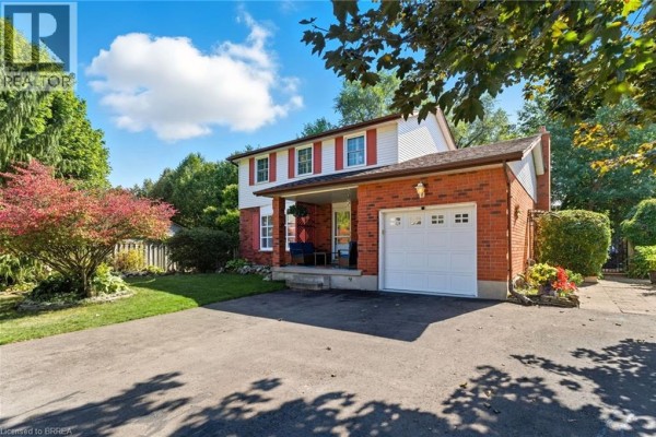 324 Burnett Avenue, Cambridge, ON, photo 2