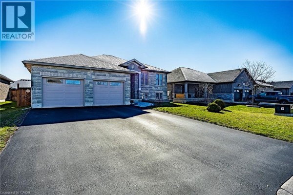 324 Courtland Street, Delhi, ON, photo 2