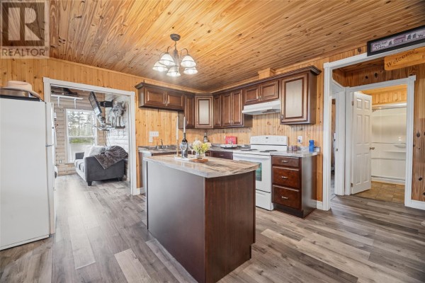 Living room - 324 Hodgewater Line, Makinsons, NL A0A2X0 Photo 5