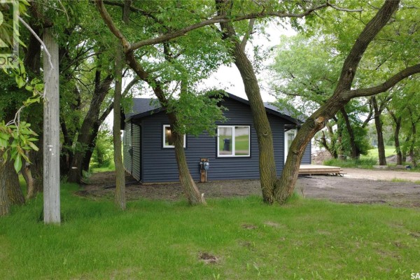 Living room - 324 Penner Street, Waldheim, SK S0K4R0 Photo 4