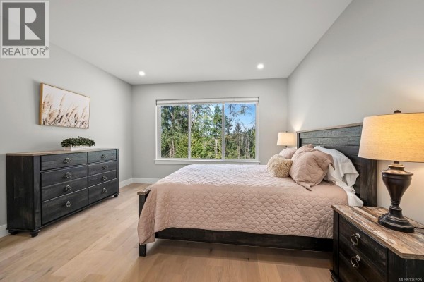 Bedroom - 3240 Klanawa Cres, Courtenay, BC V9N0H4 Photo 5