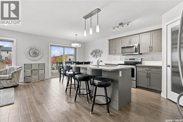 2pc Bathroom - 3241 Green Water Drive, Regina, SK S4V3R6 Photo 5