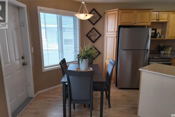 Dining room - 3241 Woodhams Drive E, Regina, SK S4V3A2 Photo 2