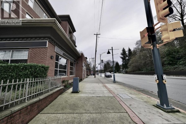 3242 St Johns Street, Port Moody, BC V3H0C1 Photo 4