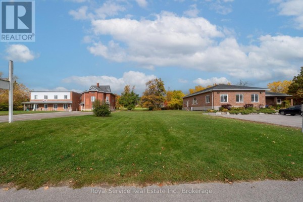 3246 County Road 2 Road, Otonabee South Monaghan, ON K0L2G0 Photo 2