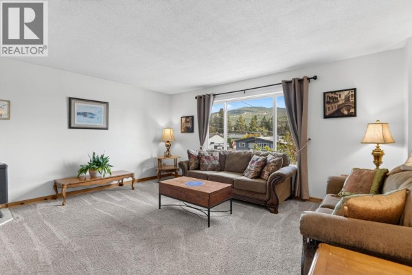 3pc Bathroom - 3246 Mcginnis Road, West Kelowna, BC V4T1A8 Photo 4