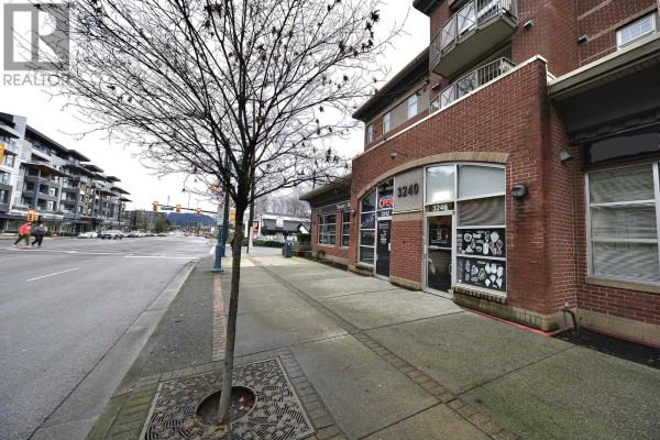 3246 St Johns Street, Port Moody, BC V3H2C9 Photo 4