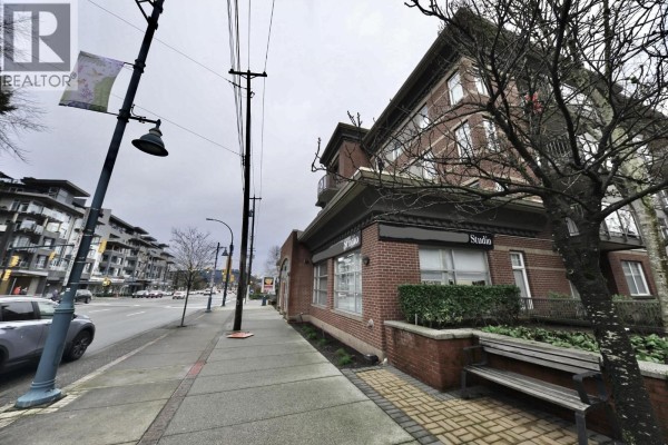 3246 St Johns Street, Port Moody, BC V3H2C9 Photo 5