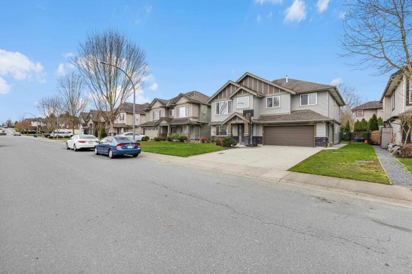 32460 Mitchell Avenue, Mission, BC, photo 2