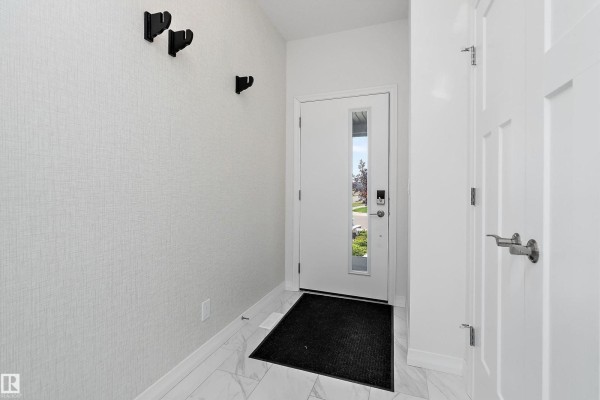 Primary Bedroom - 3249 Dixon Wy Sw, Edmonton, AB T6W5K9 Photo 5