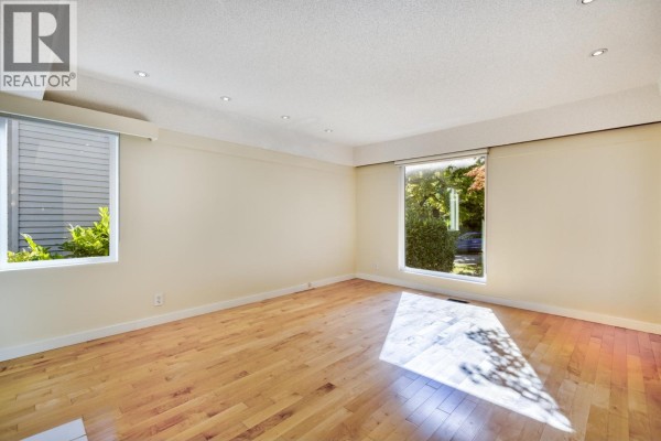 3249 W 21 Avenue, Vancouver, BC V6L1L3 Photo 5