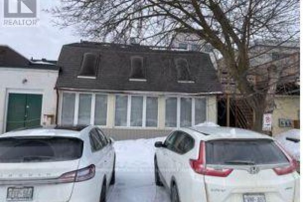 325 10th Street, Hanover, ON, photo 2