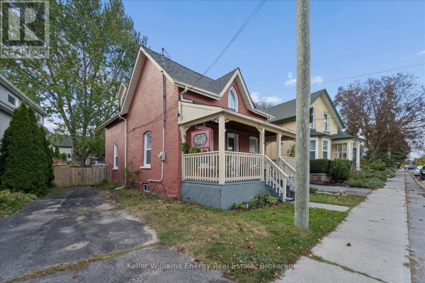 Laundry room - 325 Ball Street, Cobourg, ON K9A3J1 Photo 2