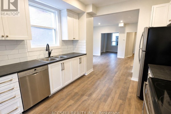 Bedroom - 325 Greenwood Avenue, Toronto, ON M4L2R6 Photo 5