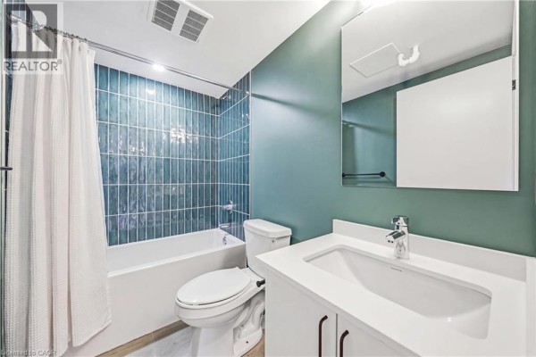 325 James Street S Unit# 306, Hamilton, ON L8P3B7 Photo 5