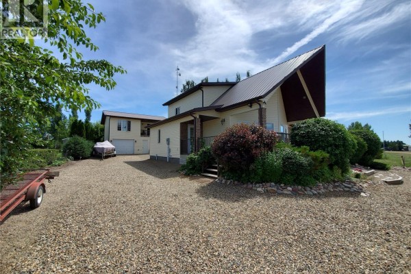 325 Ruby Drive, Lake Diefenbaker, SK, photo 2