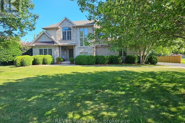 3250 Thunder Bay Road, Fort Erie, ON L0S1N0 Photo 3