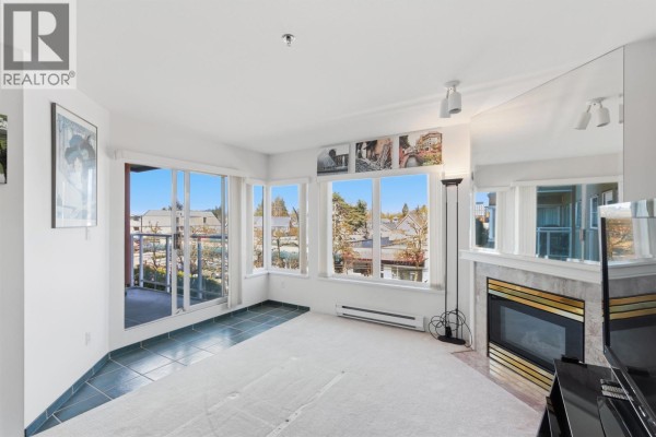 211 3250 W Broadway, Vancouver, BC V6K2H4 Photo 2