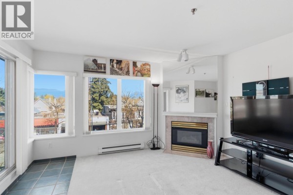 211 3250 W Broadway, Vancouver, BC V6K2H4 Photo 4