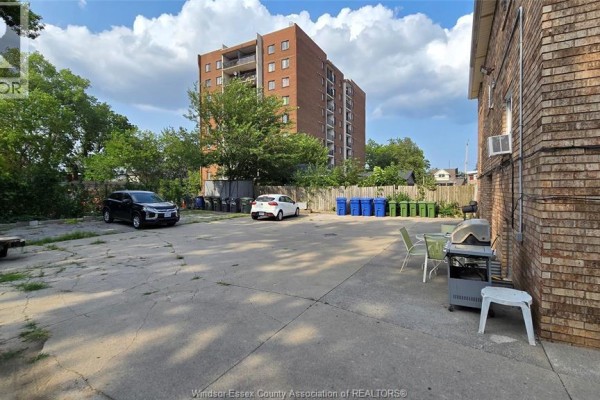 Kitchen - 3254 Millen Street Unit# 1, Windsor, ON N9C1S9 Photo 3