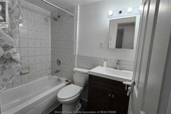 Bedroom - 3254 Millen Street Unit# 1, Windsor, ON N9C1S9 Photo 5