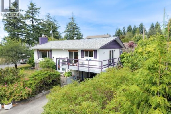 3255 Kootenay Place, Powell River, BC, photo 3