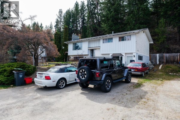 3256 Mciver Road, West Kelowna, BC, photo 3