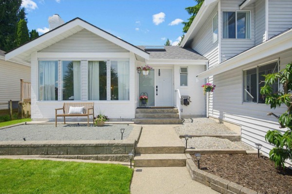 32562 Murray Avenue, Abbotsford, BC V2T4T5 Photo 5