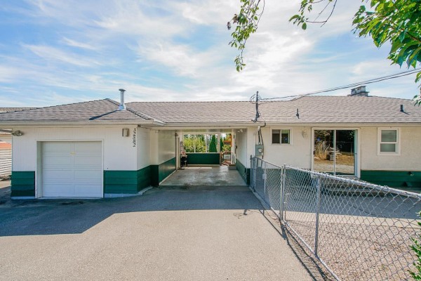 32582 Fleming Avenue, Mission, BC V2V2G9 Photo 3