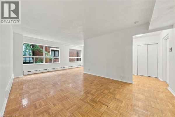 Living room - 325a James Street S Unit# 309, Hamilton, ON L8P3B7 Photo 4