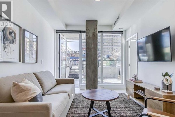 Laundry room - 325r 9a Street Nw, Calgary, AB T2N1T7 Photo 4