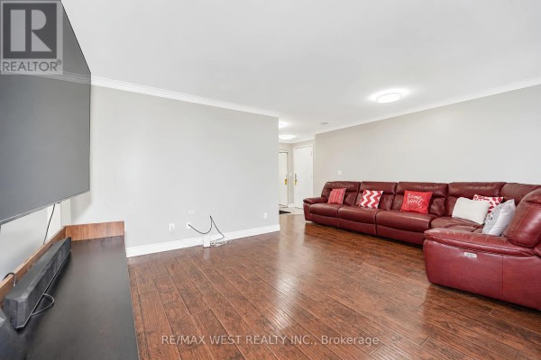 Bedroom - 326 - 68 Corporate Drive, Toronto, ON M1H3H3 Photo 4