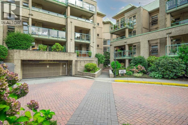 326 301 Maude Road, Port Moody, BC V3H5B1 Photo 5
