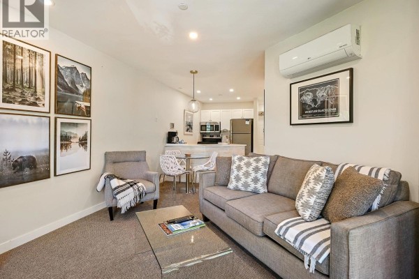 326 4360 Lorimer Road, Whistler, BC V8E1A5 Photo 4