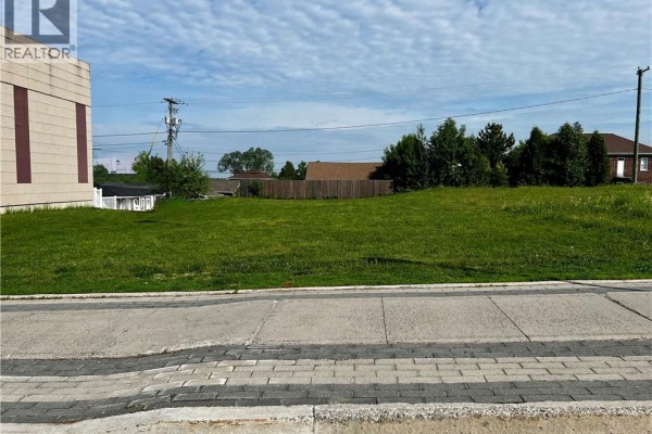 326 Broadway Boulevard, Grand Falls, NB E3Z2K4 Photo 2