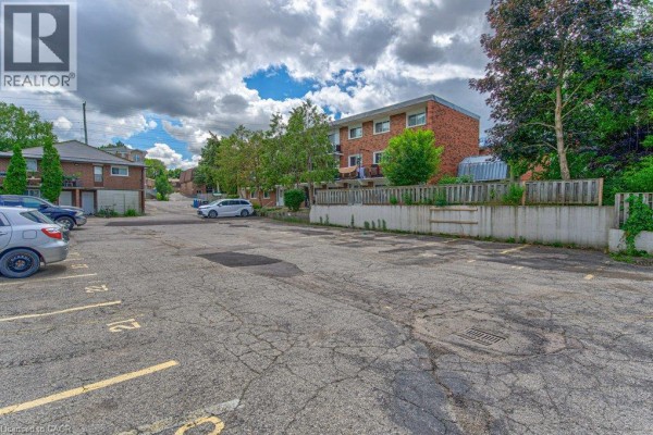 326 Erb Street W Unit# 17, Waterloo, ON, photo 3