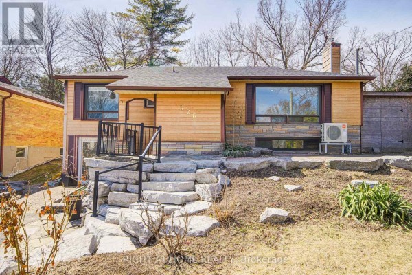 326 Jaybell Grove, Toronto, ON, photo 3