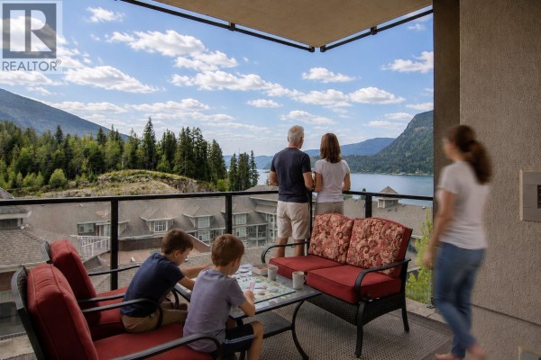 4pc Ensuite bath - 326 Mara Lake Lane Unit# 703, Sicamous, BC V0E2V1 Photo 4