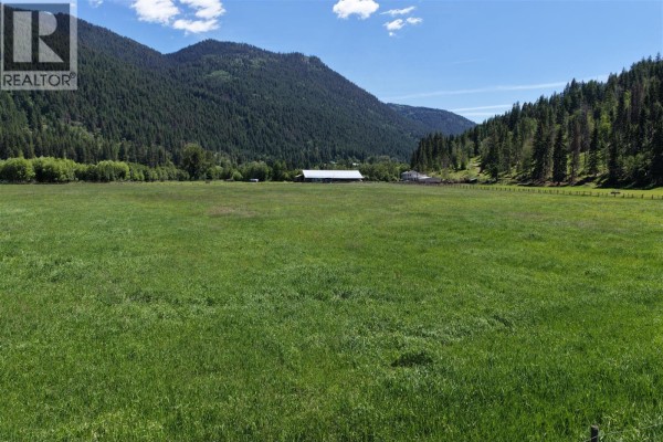 Pantry - 3260 Mcgillivray Creek Road, Kamloops, BC V0E1Z0 Photo 5