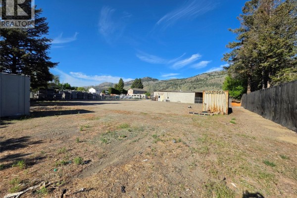 3261 Westsyde Road, Kamloops, BC V2B7G9 Photo 4