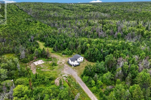 Laundry / Bath - 3262 Highway 255, Port Morien, NS B1B1T9 Photo 2