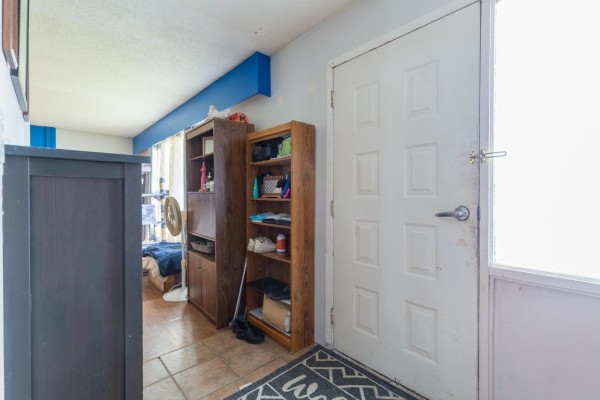 32633 Marshall Road, Abbotsford, BC V2S4N6 Photo 4