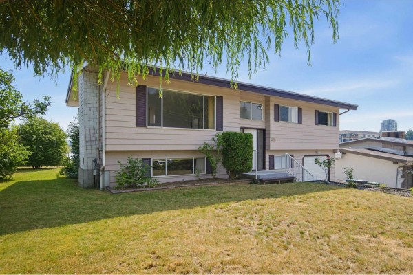 32659 Willingdon Crescent, Abbotsford, BC V2T1S1 Photo 3