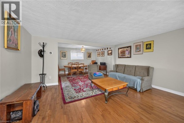 Bedroom - 3266 Golf Club Road, Glanbrook, ON L0R1P0 Photo 5