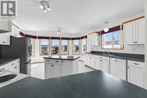 327, 37534 England Way, Rural Red Deer County, AB, photo 3
