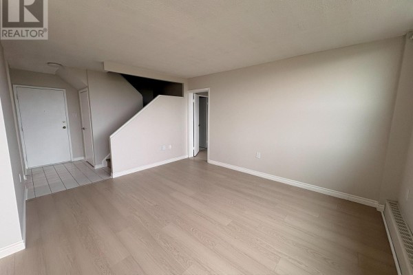 Laundry room - 327 - 1050 Stainton Drive, Mississauga, ON L5C2T7 Photo 3